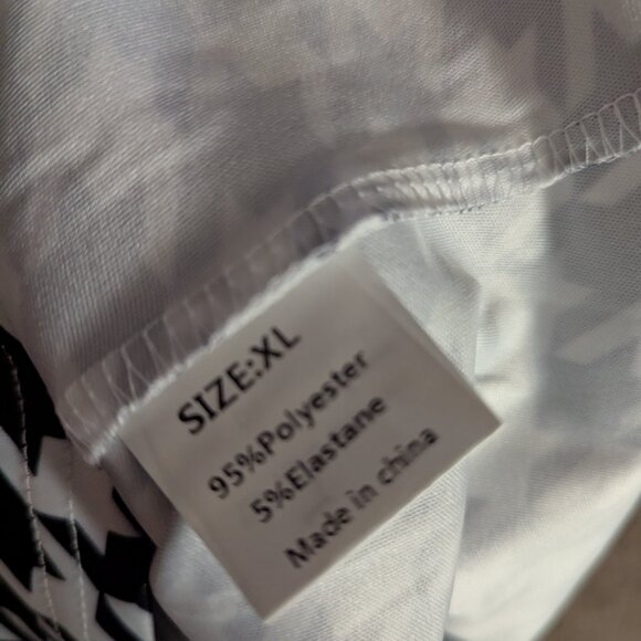 Name Your Price - closet closing - Picture 3 of 3